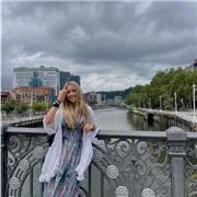 Profesora titulada ofrece clases particulares para niños de primaria + AL o PT. Online o a domicilio en A Coruña